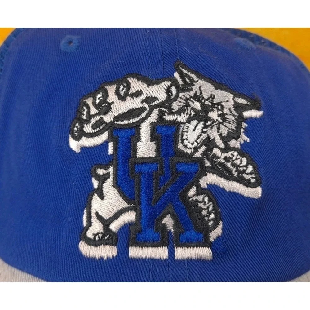 University of Kentucky WildCats Snapback Hat Cap‎ Mesh NCAA College Captivating